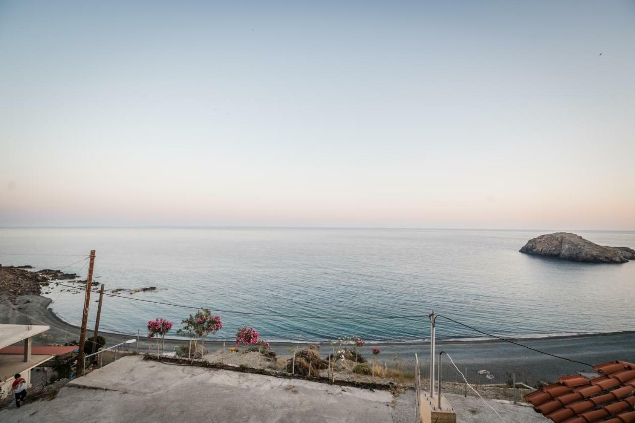 Beach View Kaloi Liménes Dış mekan fotoğraf