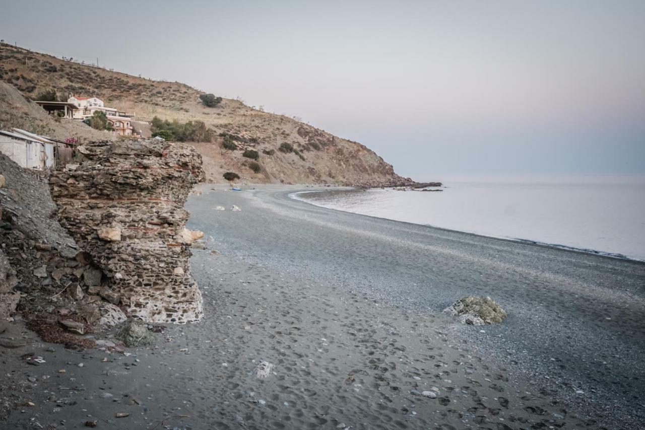 Beach View Kaloi Liménes Dış mekan fotoğraf